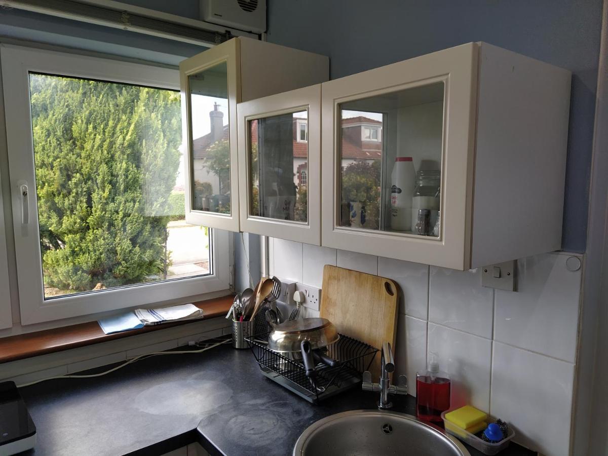 Self Catering Studio Flat Apartment Edinburgh Exterior photo